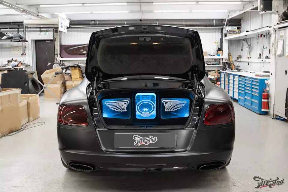 Bentley Continental GT. Шумоизоляция салона и замена штатной акустической системы!